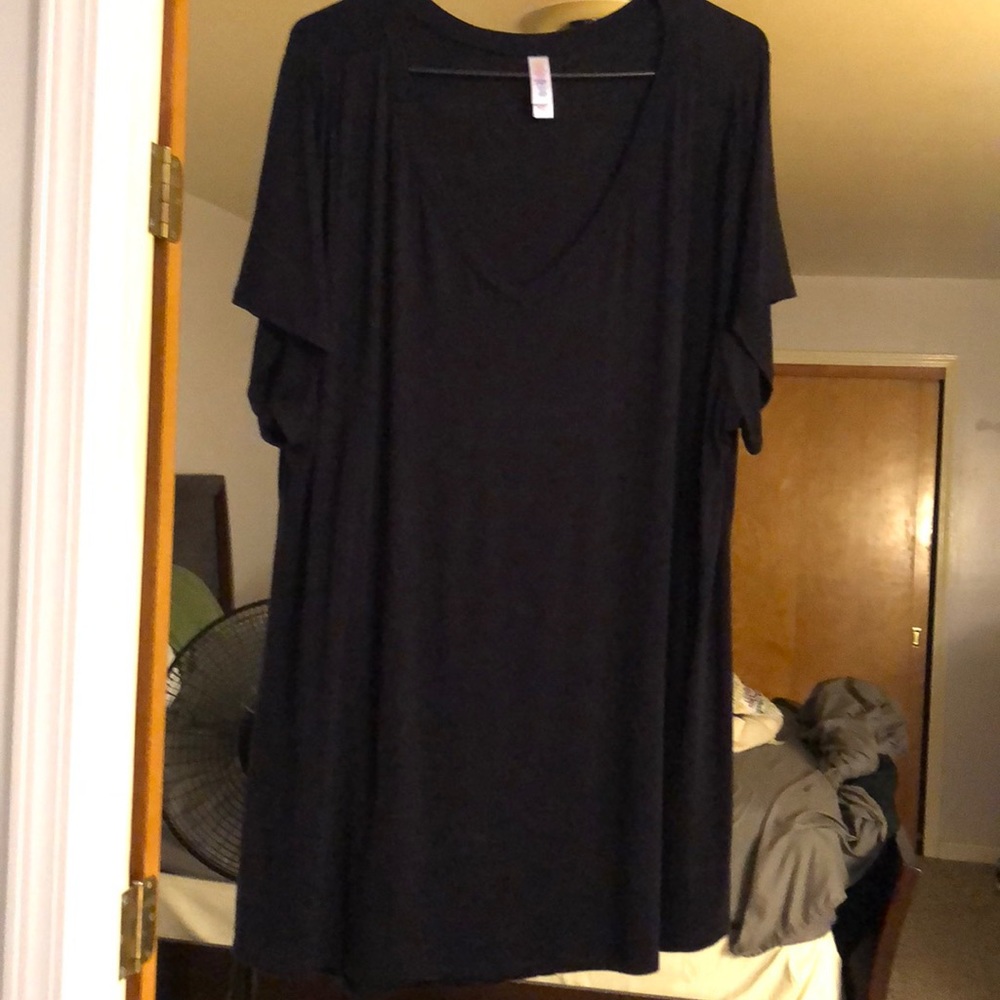 LuLaRoe Christy Tee